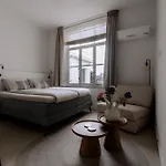 W Y C K - E N D Boutique *