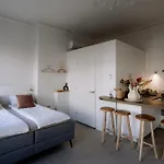 W Y C K - E N D Boutique