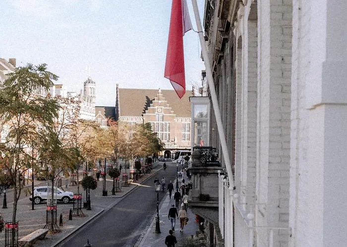 W Y C K - E N D Boutique