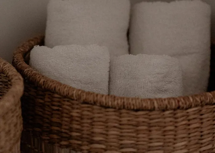 W Y C K - E N D Boutique