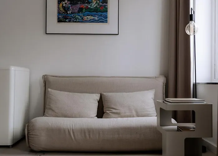 W Y C K - E N D Boutique