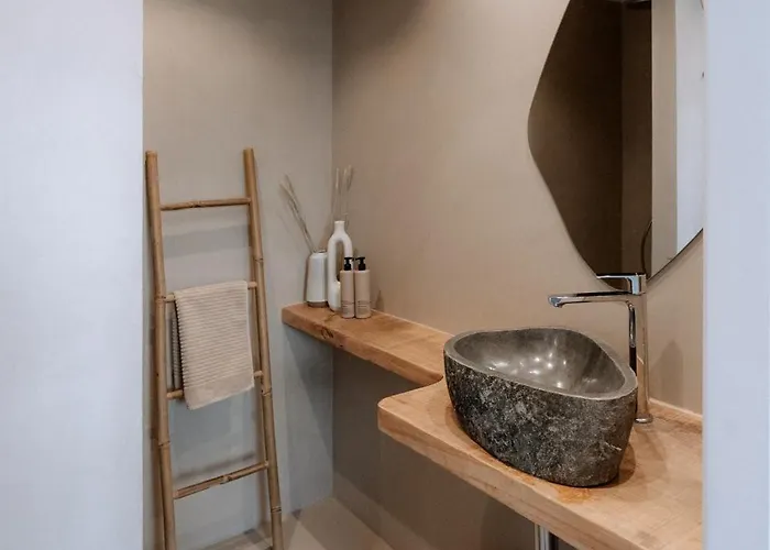 W Y C K - E N D Boutique *